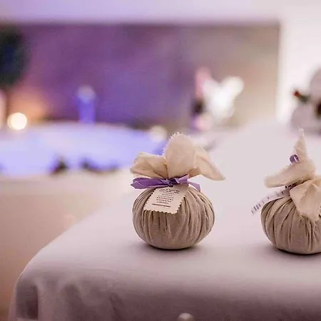 Otel Radisson Blu *