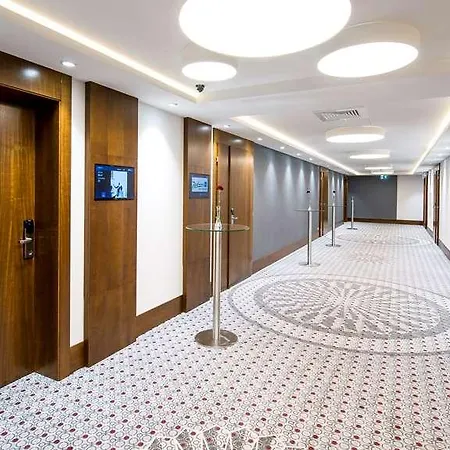 Hotel Radisson Blu *